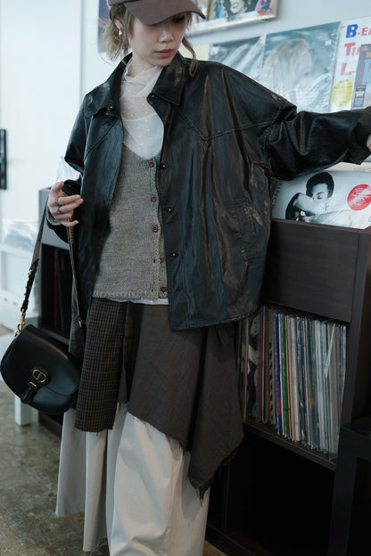 MZ946 V-NECK KNITTED VEST TOP