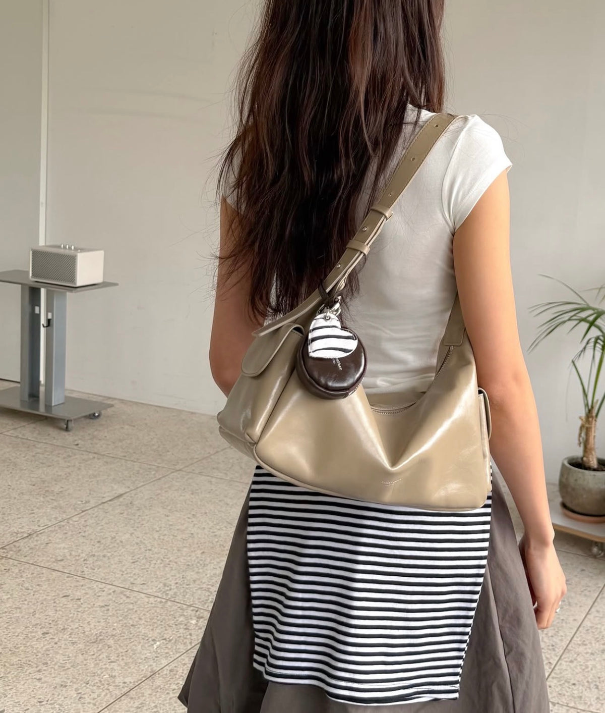 BUCKS & LEATHER HANDMADE DOUBLE POCKET HOBO BAG