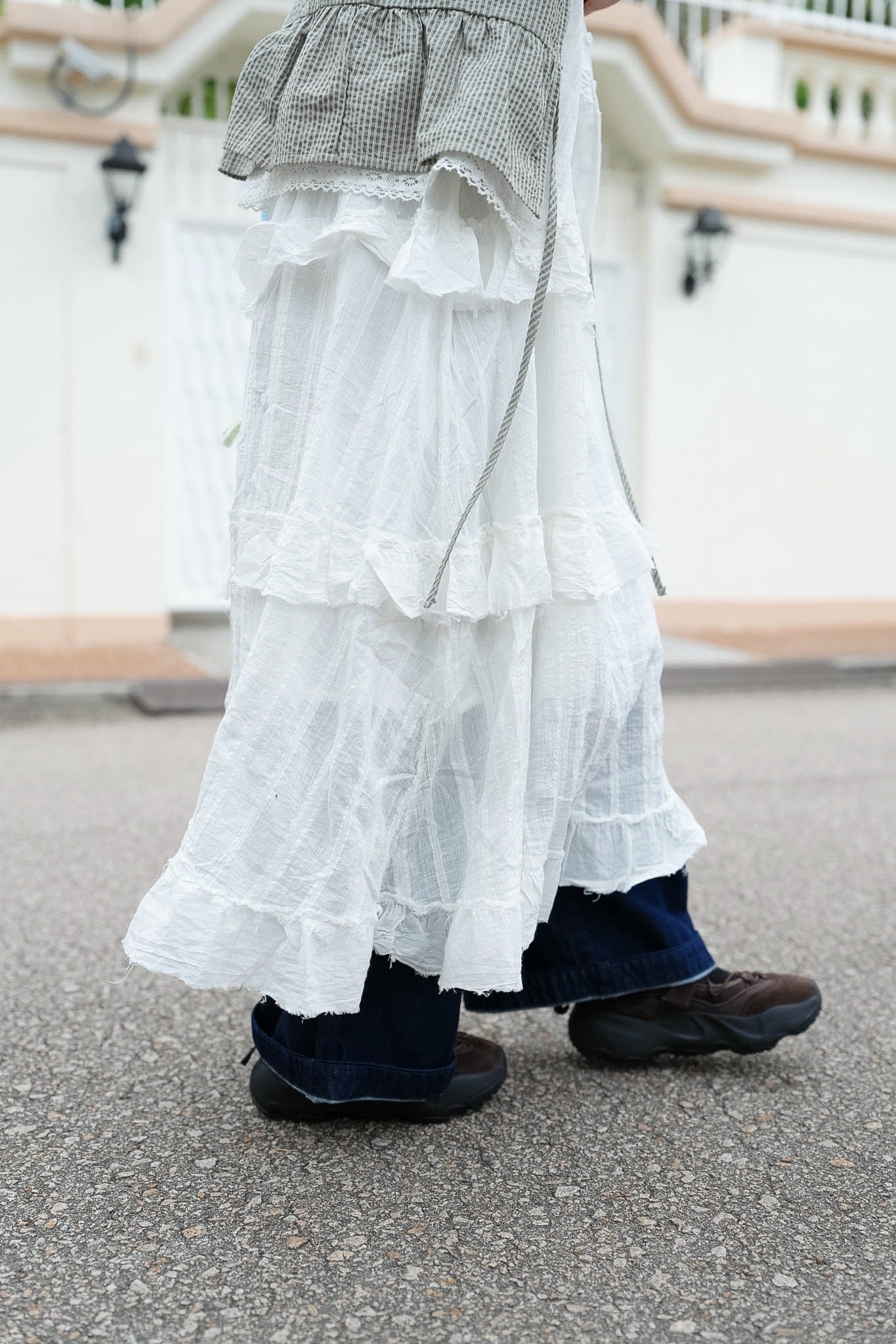 CB117 RUFFLE SLEEVELESS DRESS