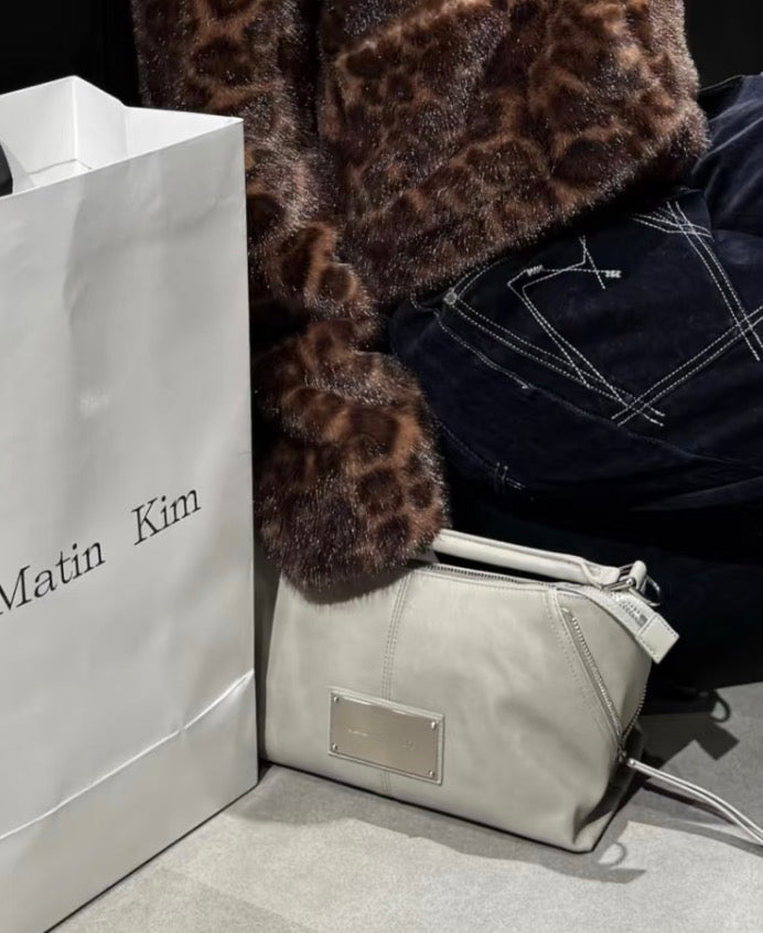 ❗️斷貨王❗️MATIN KIM SIDE ZIPPER SHOULDER BAG - BLACK/GREY/DK BROWN