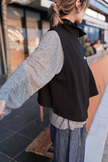 MZ955 BOTTLE NECK ASYMMETRIC VEST