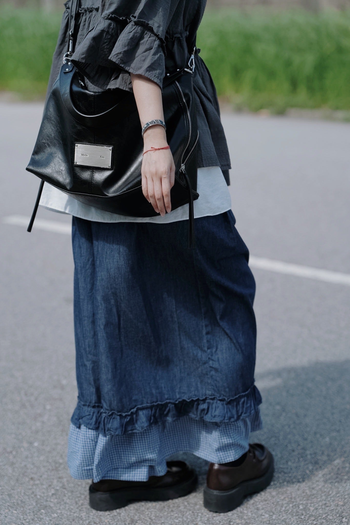 CB120 LAYERED RUFFLE DENIM JEANS