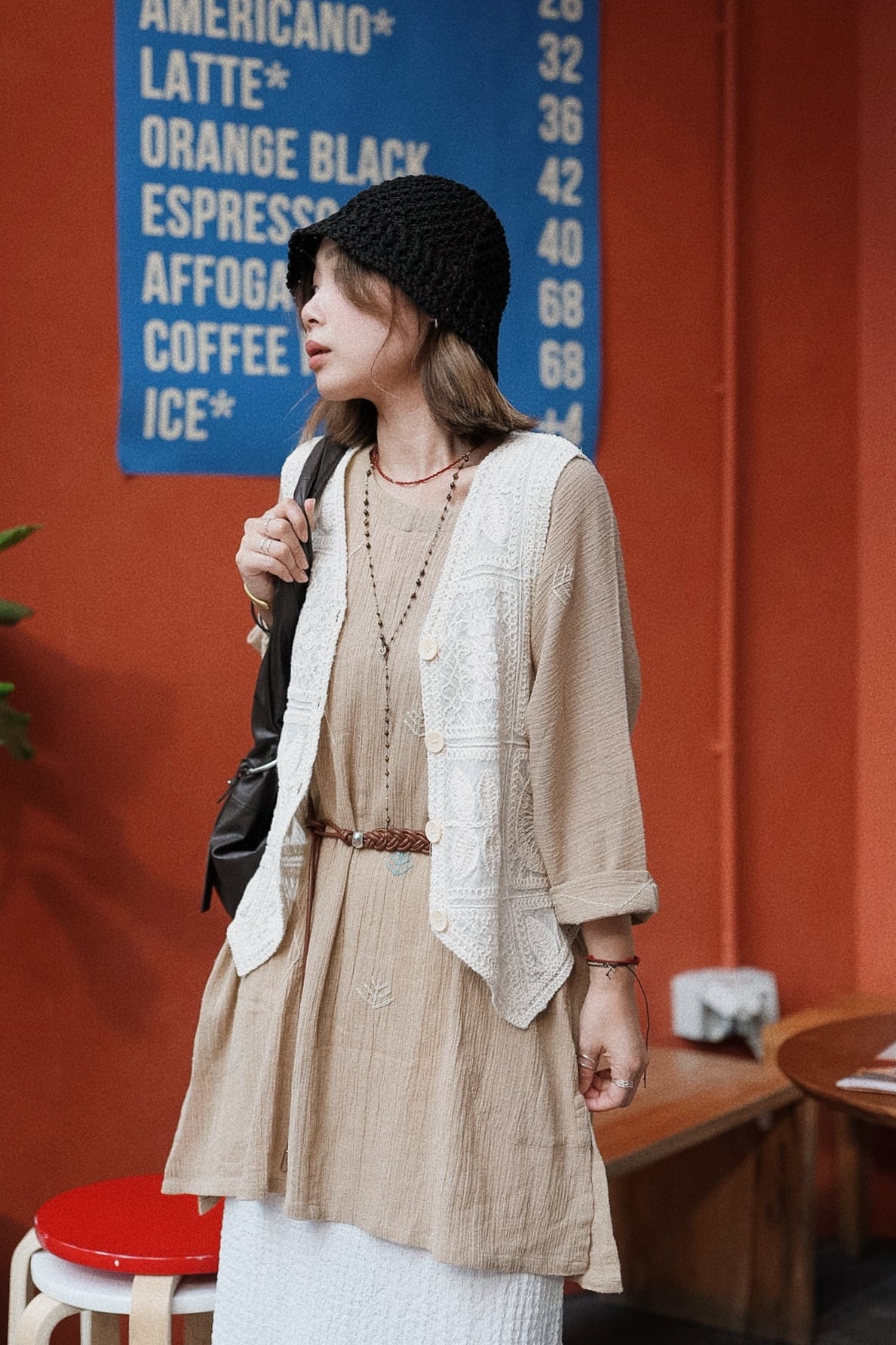 NA418 EMBROIDERED CREPE TUNIC