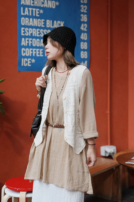 NA418 EMBROIDERED CREPE TUNIC
