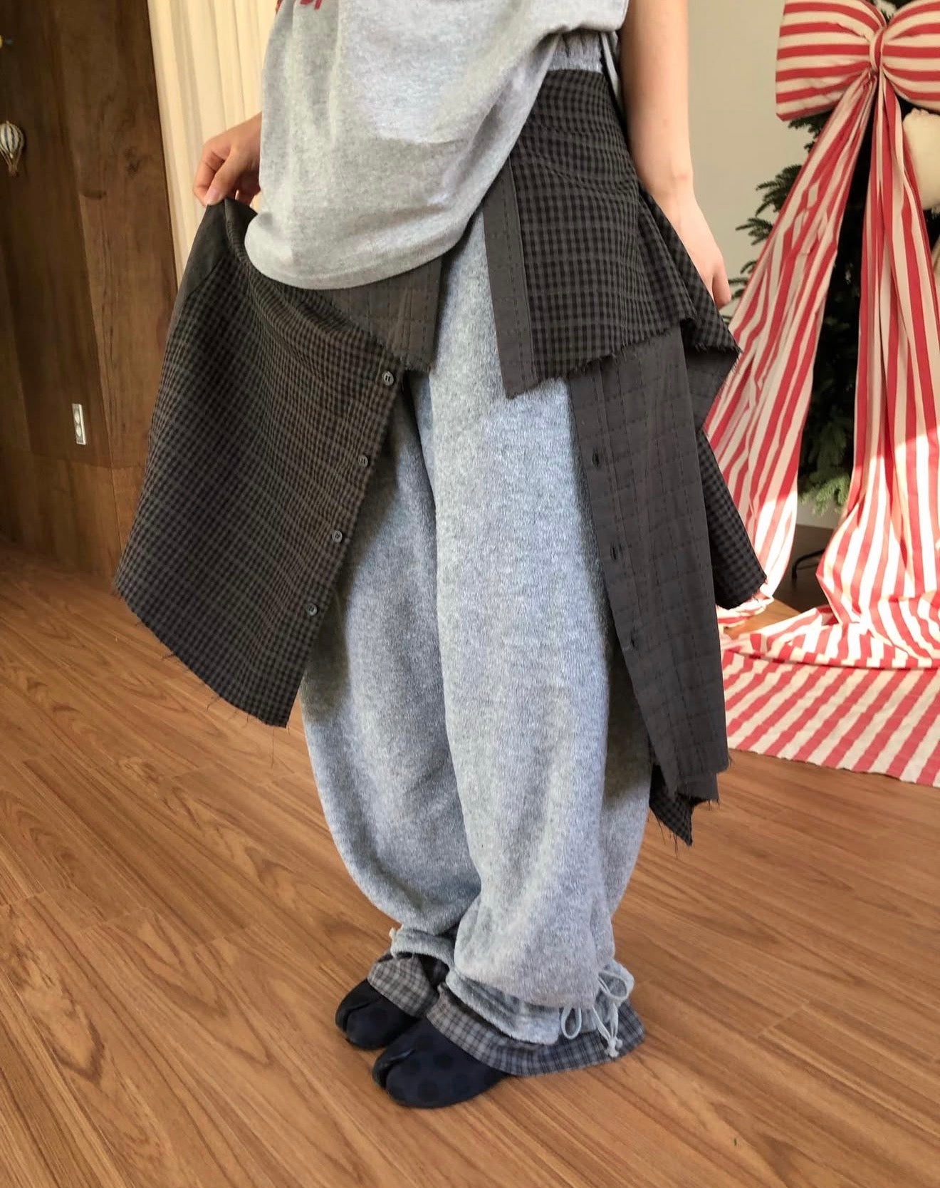 MZ935 LAYERING MINI PLAID SKIRT