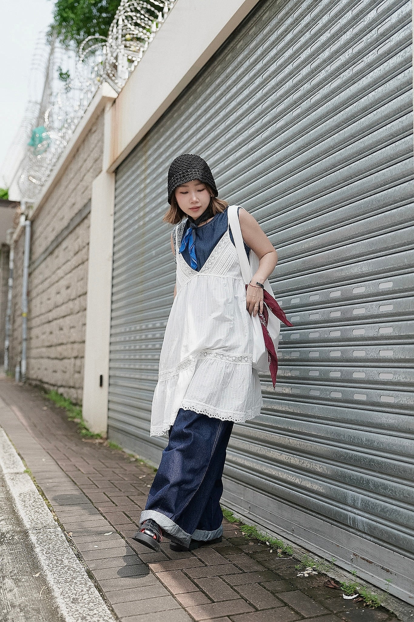 CB142 CLASSIC DENIM JEANS