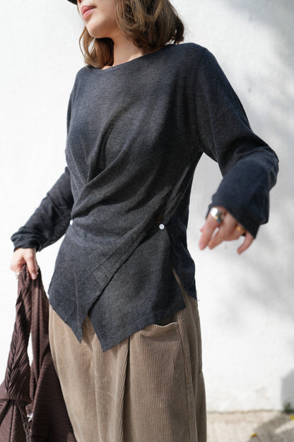 MZ875 CROSS SPLIT TOP