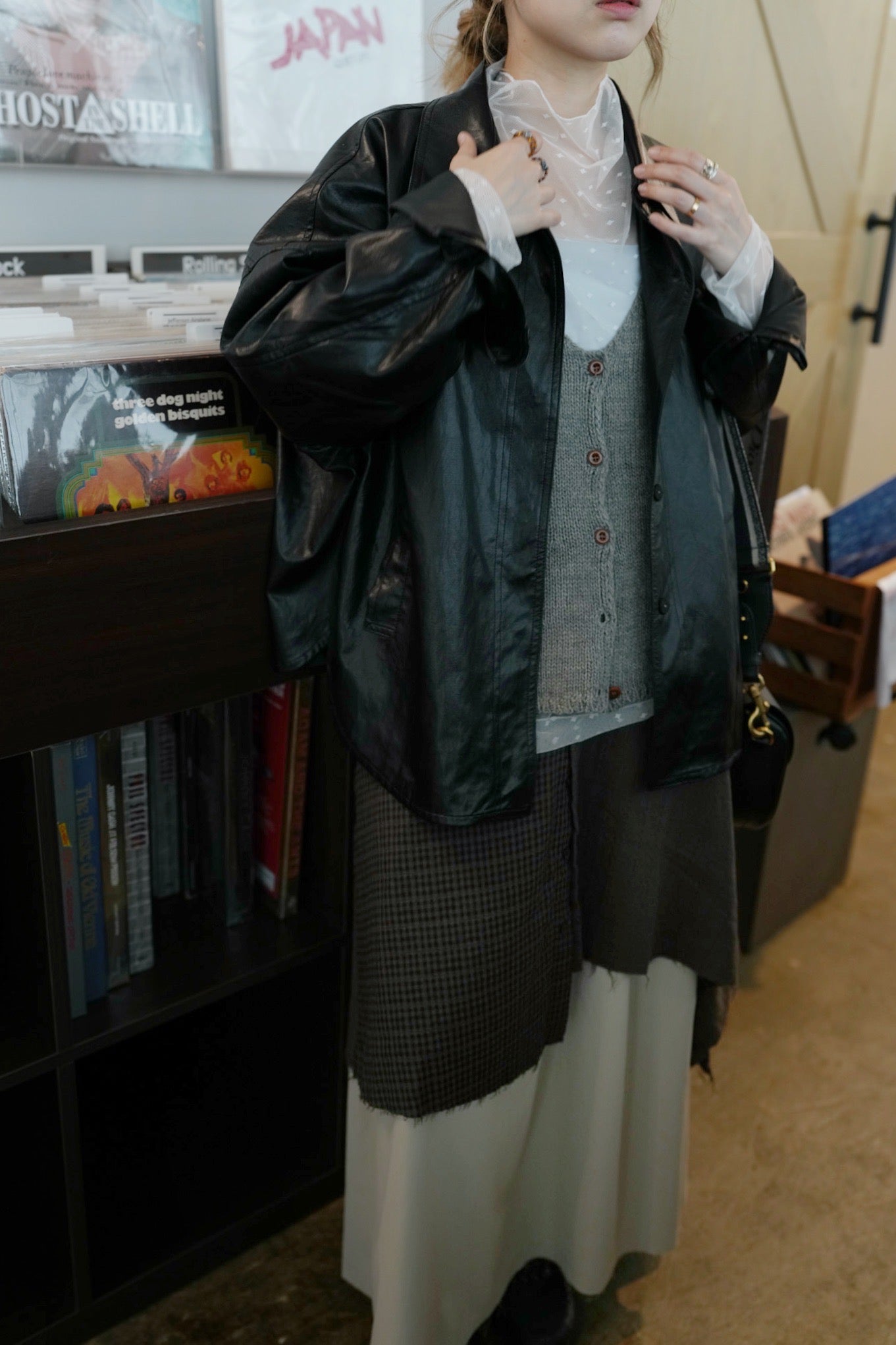 MZ945 FAUX LEATHER TRENCH JACKET