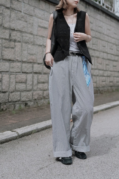 NA486 V-NECK LACE VEST