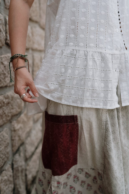 CB135 LADDER LACE TOP