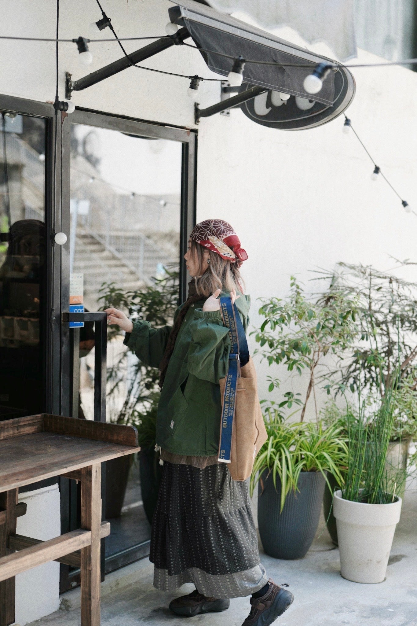 MZ960 LARGE SQUARE SCARF