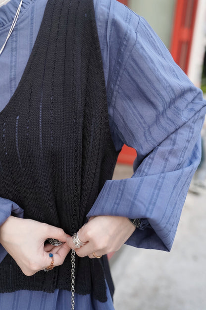 MZ967 RUFFLE COLLAR DOBBY BLOUSE