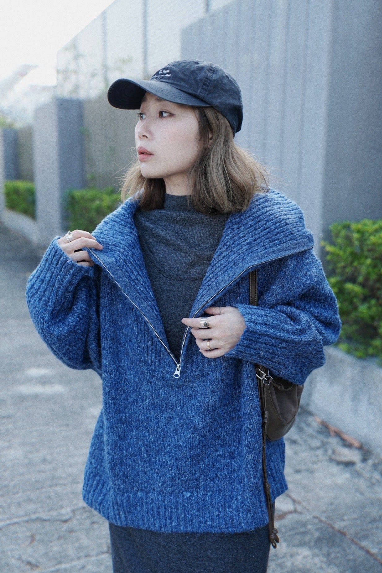 MZ909 BOTTLE-NECK ONE-PIECE SET