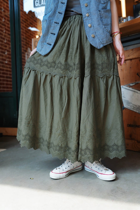 CA903 LAYERED EMBROIDERY SKIRT