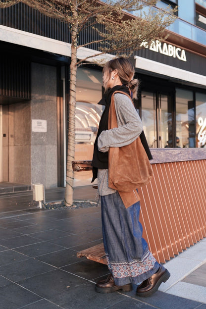 NA458 EMBROIDERED DENIM PANTS