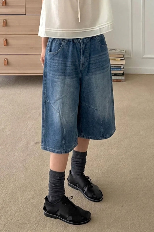 CB128 3D-CUT WASHED DENIM SHORTS