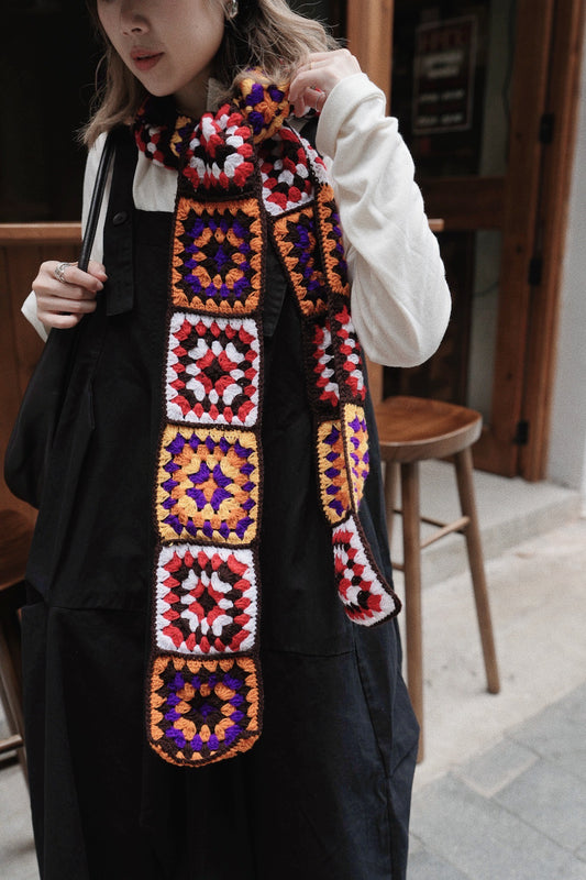 NA465 CROCHET GRANNY SQUARES HOODED SCARF