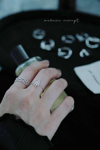 MB028 925 SILVER RING - Fleur de Lys
