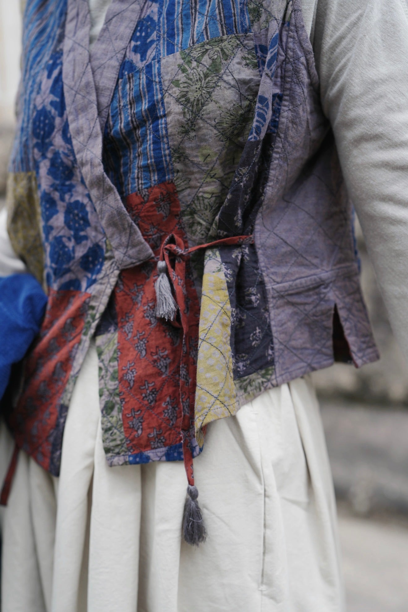 MZ894 PATCHWORK WRAP VEST