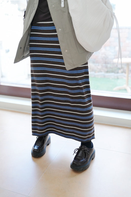 MZ927 STRIPED KNIT LONG SKIRT