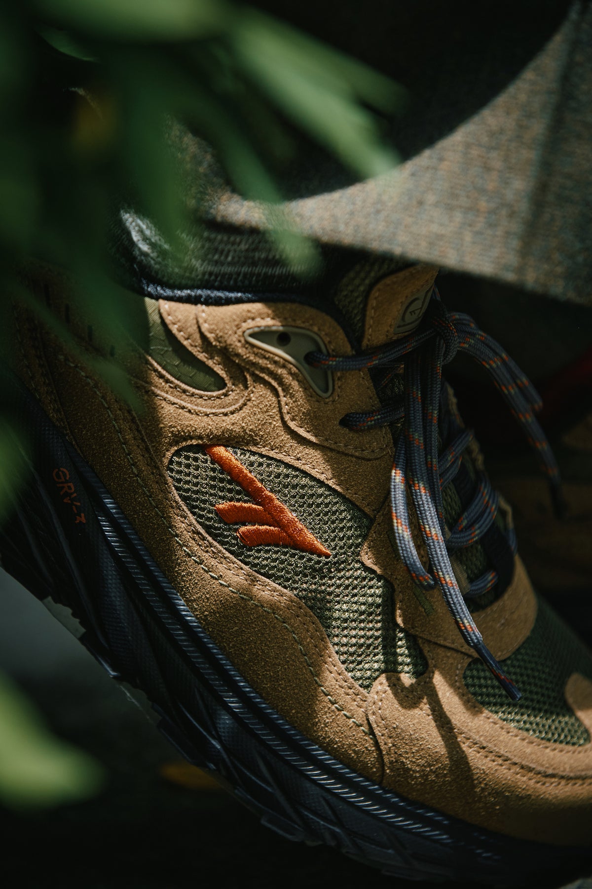 HI-TEC JAPAN - EASTEND WP HIKING WATERPROOF SNEAKERS