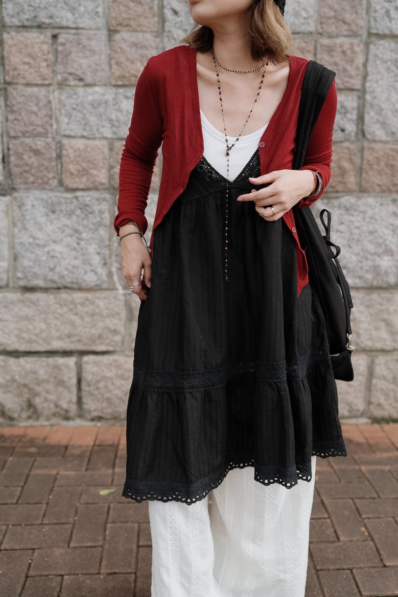 CB137 PLEATED LACE DEESS