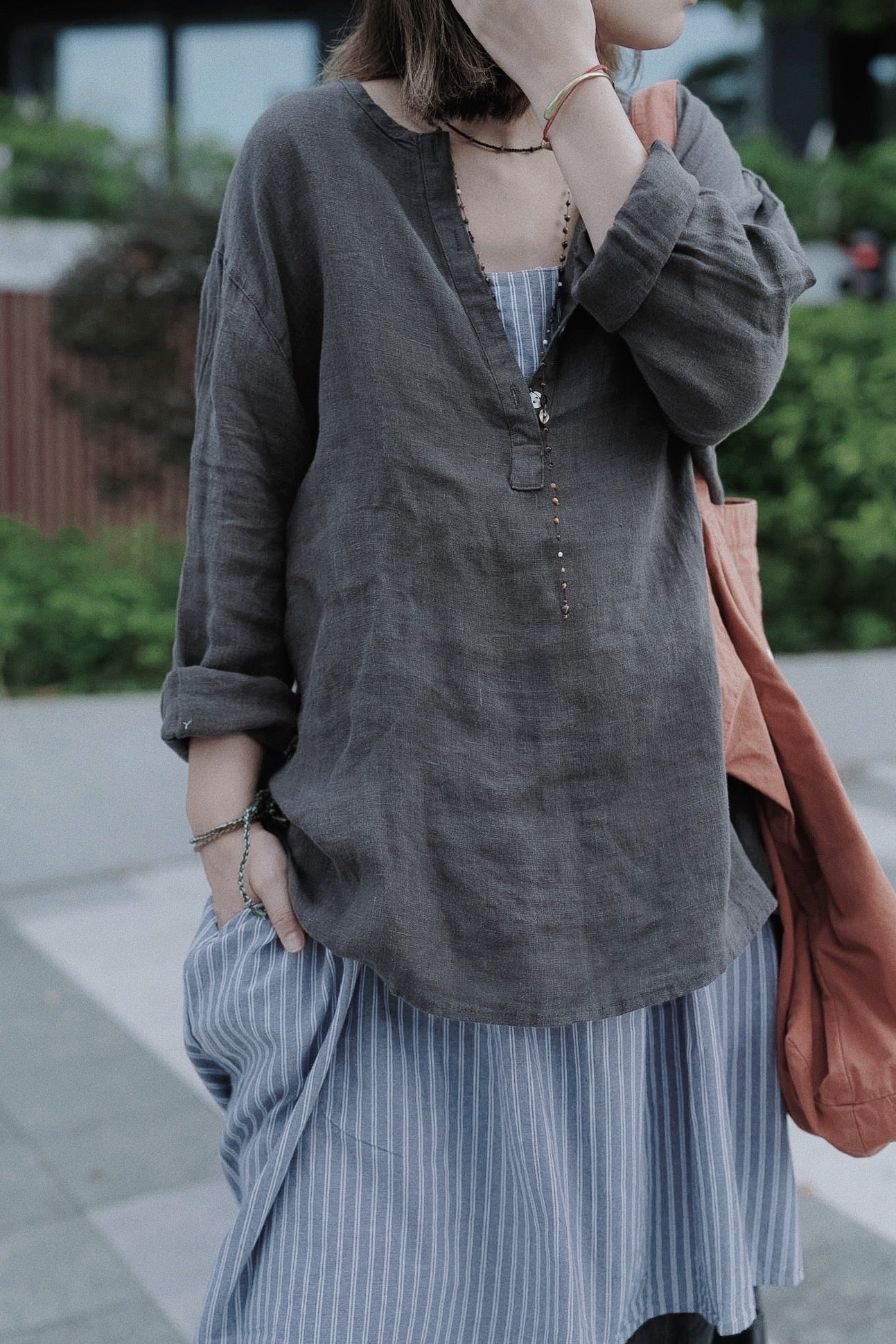 MZ998 LINEN HALF BUTTON TOP