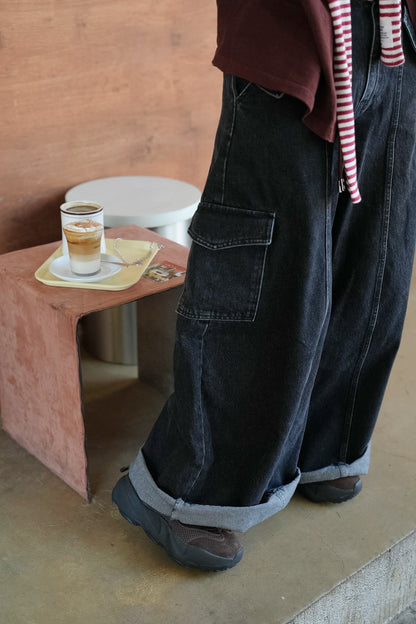 MB063 LOOSE FIT CARGO DENIM JEANS