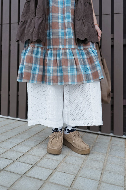 CB131 EMBROIDERED LACE PANTS