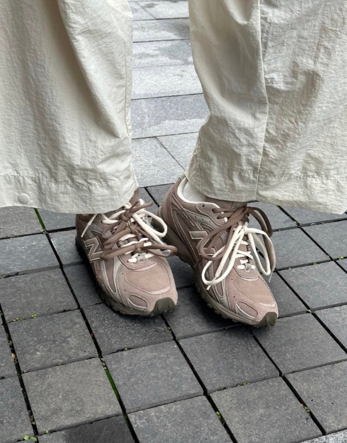 【 韓版必選 】NEW BALANCE 204L / MUSHROOM & TIMBERWOLF