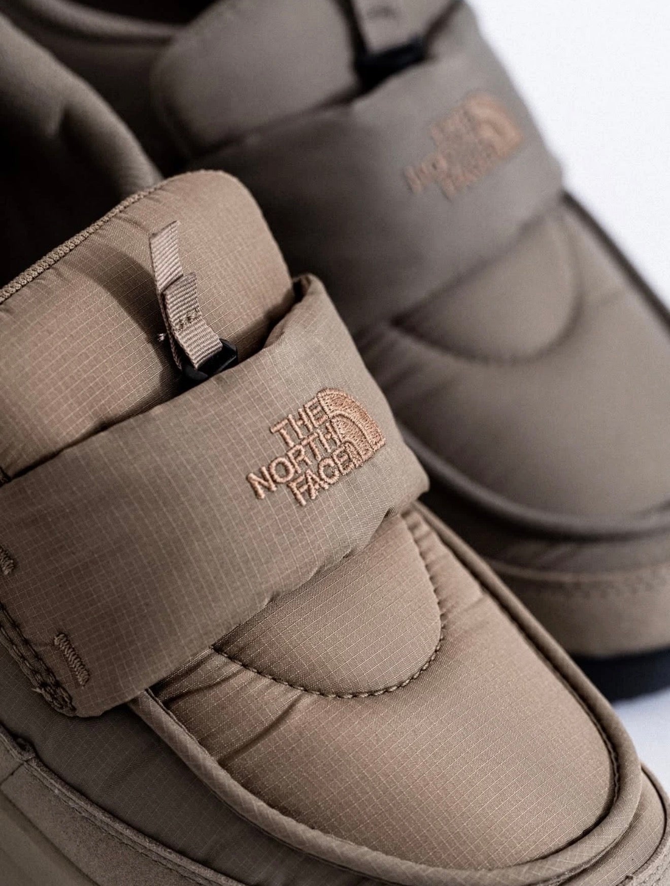 THE NORTH FACE - NUPTSE LOAFER 【 突發落單送88折‼️】