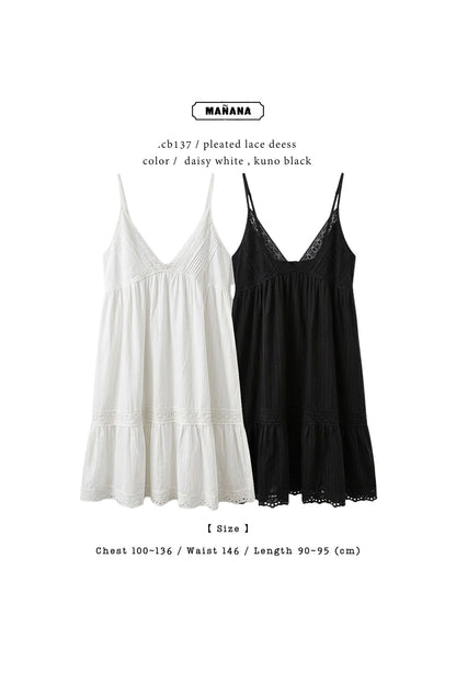 CB137 PLEATED LACE DEESS