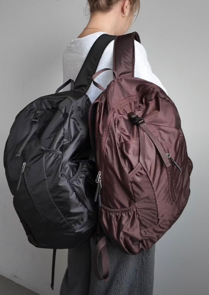 COCA POCKETABLE VERTICAL ZIPPER BACKPACK