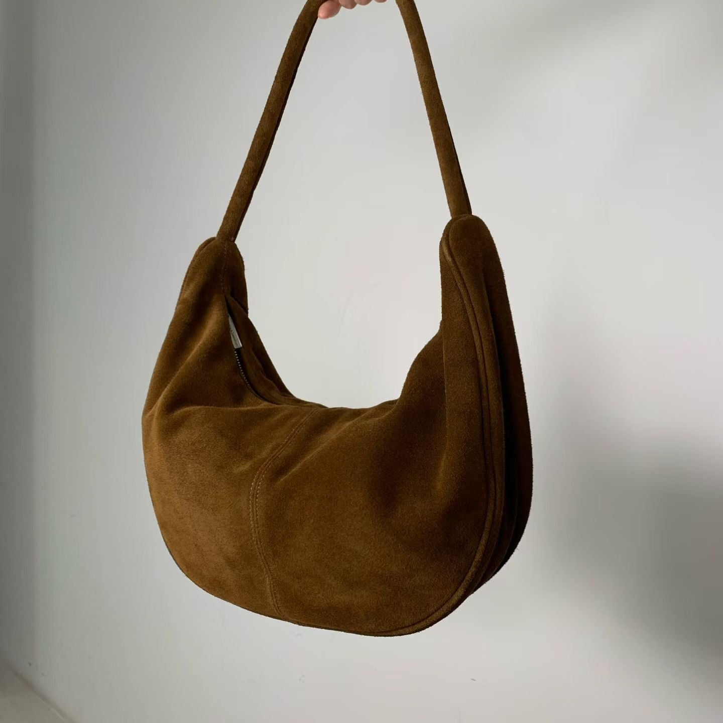 MZ943 ITALIAN LEATHER HANDMADE CURVE SHOULDER BAG