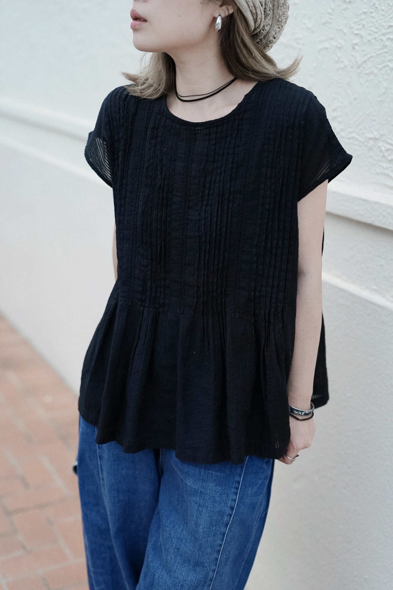 CB113 PINTUCK LACE TOP