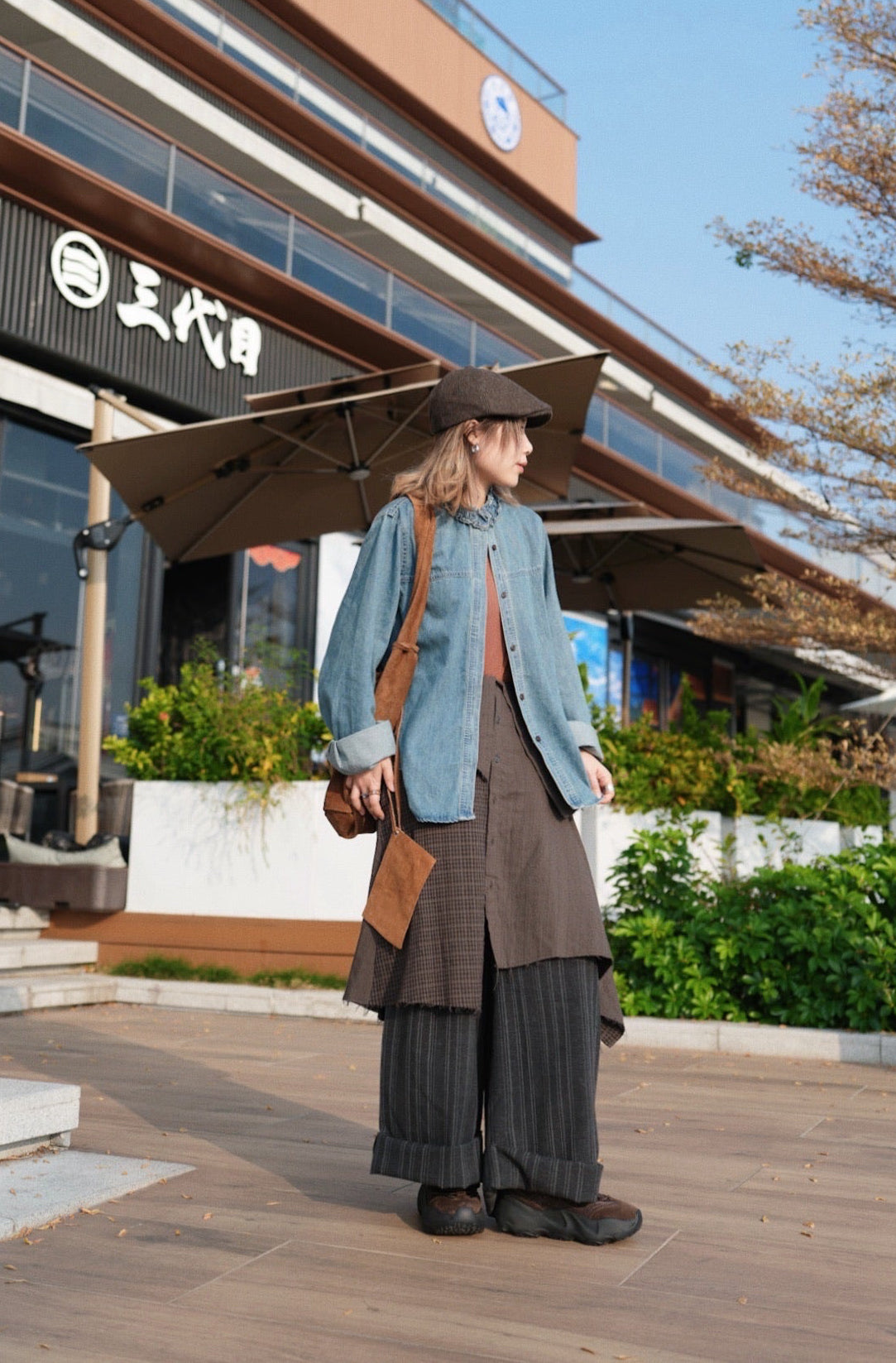 MZ948 RUFFLED COLLAR NECK DENIM SHIRT
