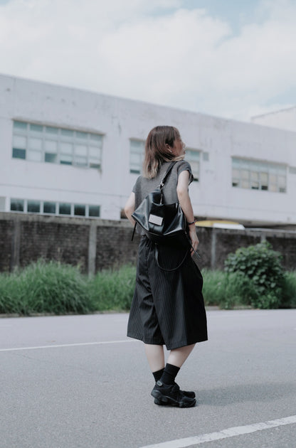 ❗️斷貨王❗️MATIN KIM SIDE ZIPPER SHOULDER BAG - BLACK/GREY/DK BROWN