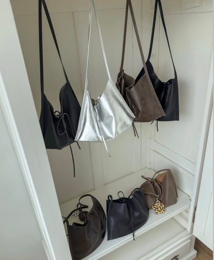 MB017 HANDMADE LEATHER FLAT CROSS BAG (斜孭+單肩款）