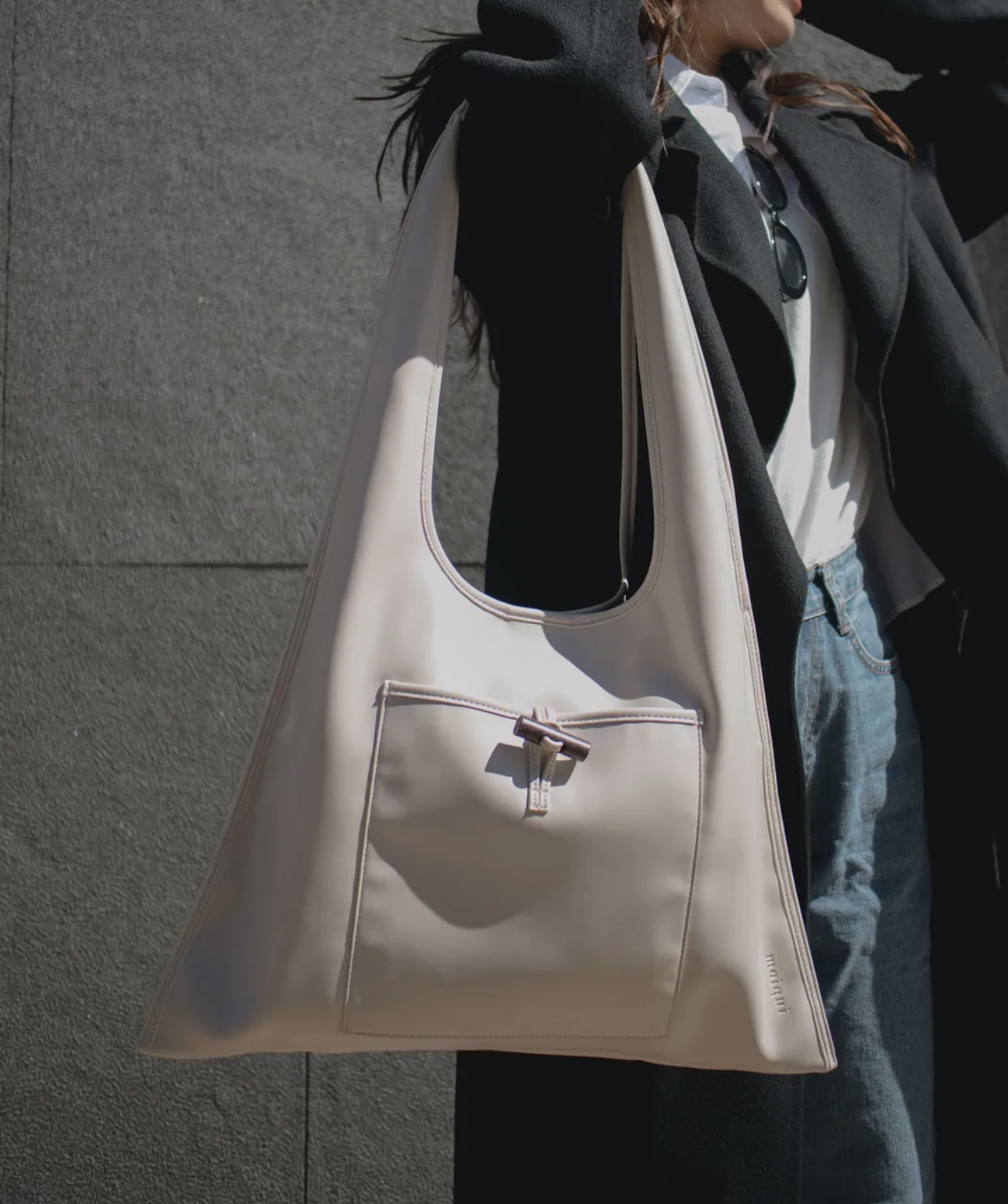 MZ637 MOIQUI LEATHER SHOPPER BAG