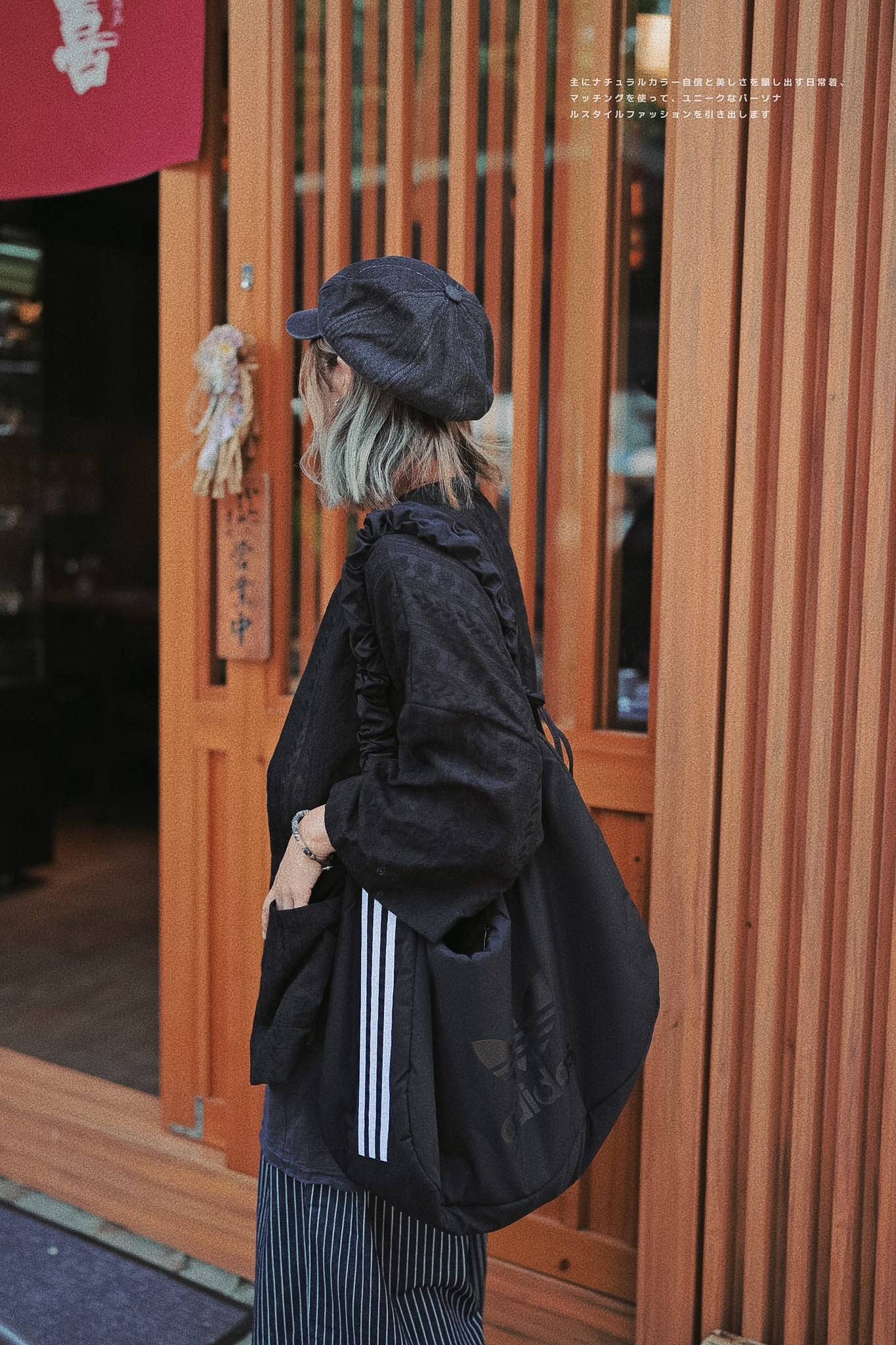 MZ358 Washed Denim Newsboy Cap