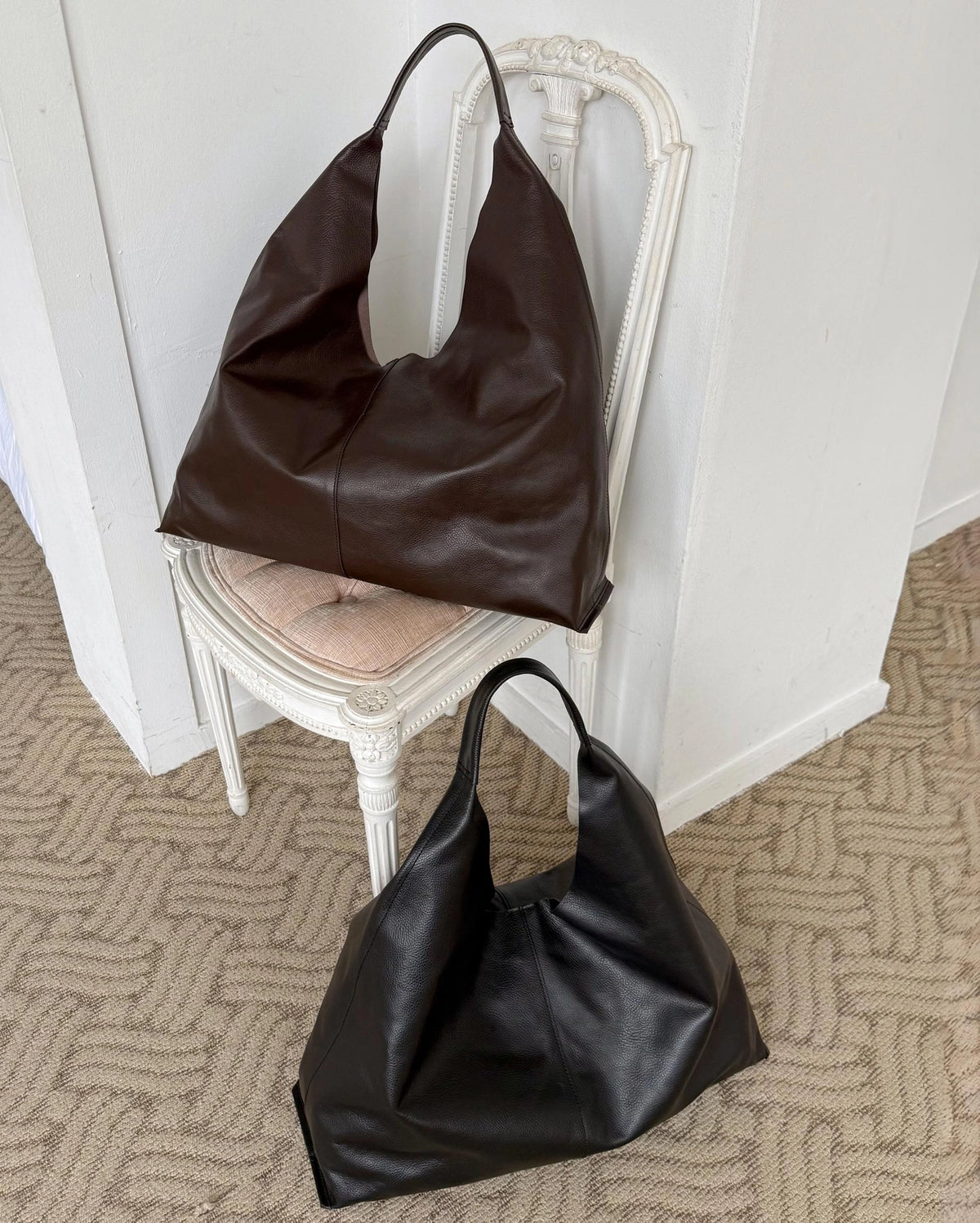 BUCKS & LEATHER ITALIAN LEATHER LARGE TOTE BAG / 2 COLORS