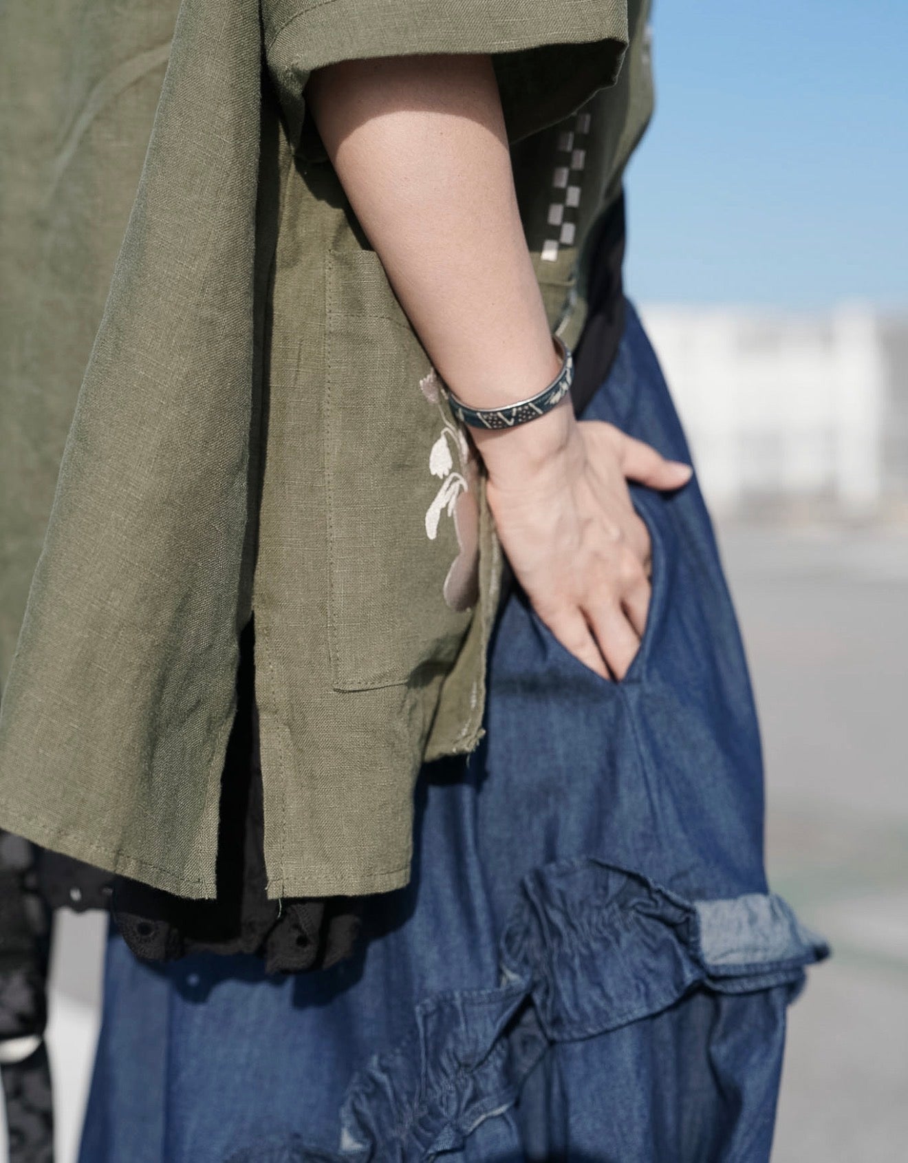 CB108 RUFFLE DENIM SKIRT