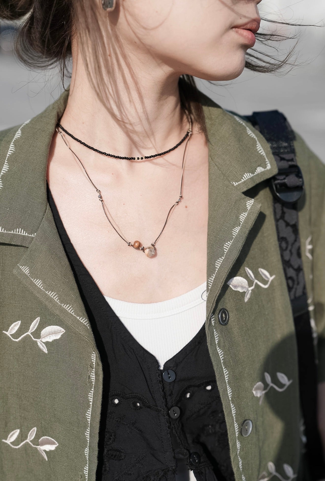 MZ963 BLACK BEAD CHOKER