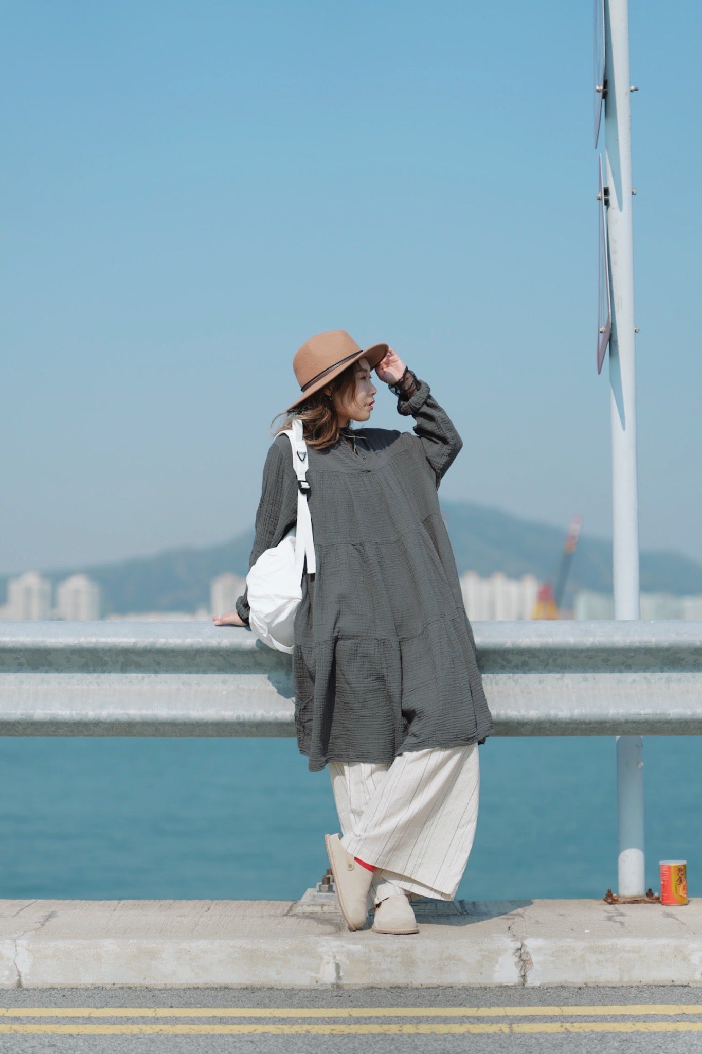 MZ702 LINEN STRIPED WIDE LEG PANTS