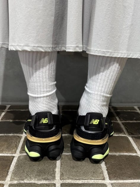 NEW BALANCE U9060 (限定款) - 灰白/銀黑