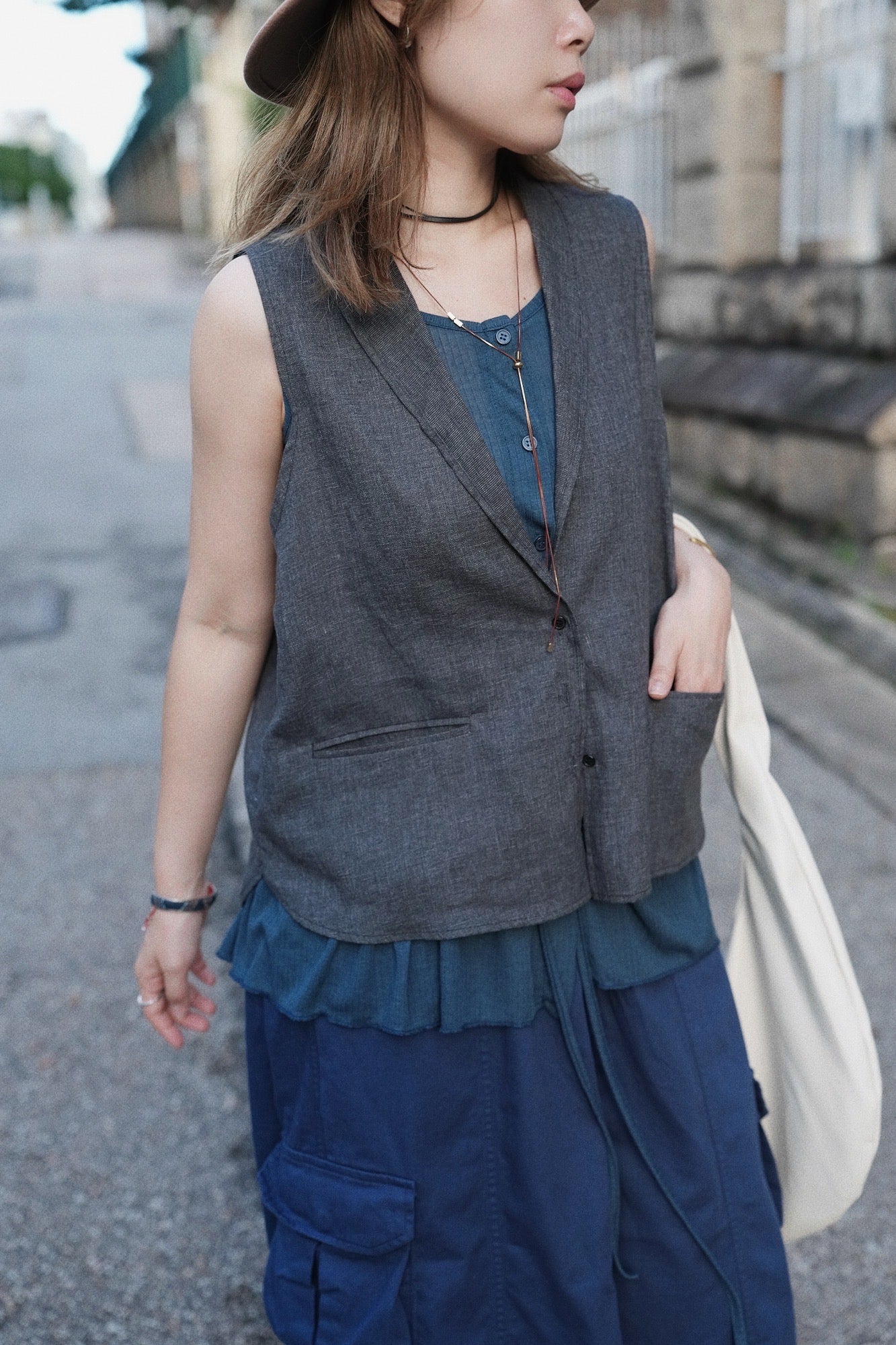 MZ787 LIGHT WEIGHT LINEN VEST