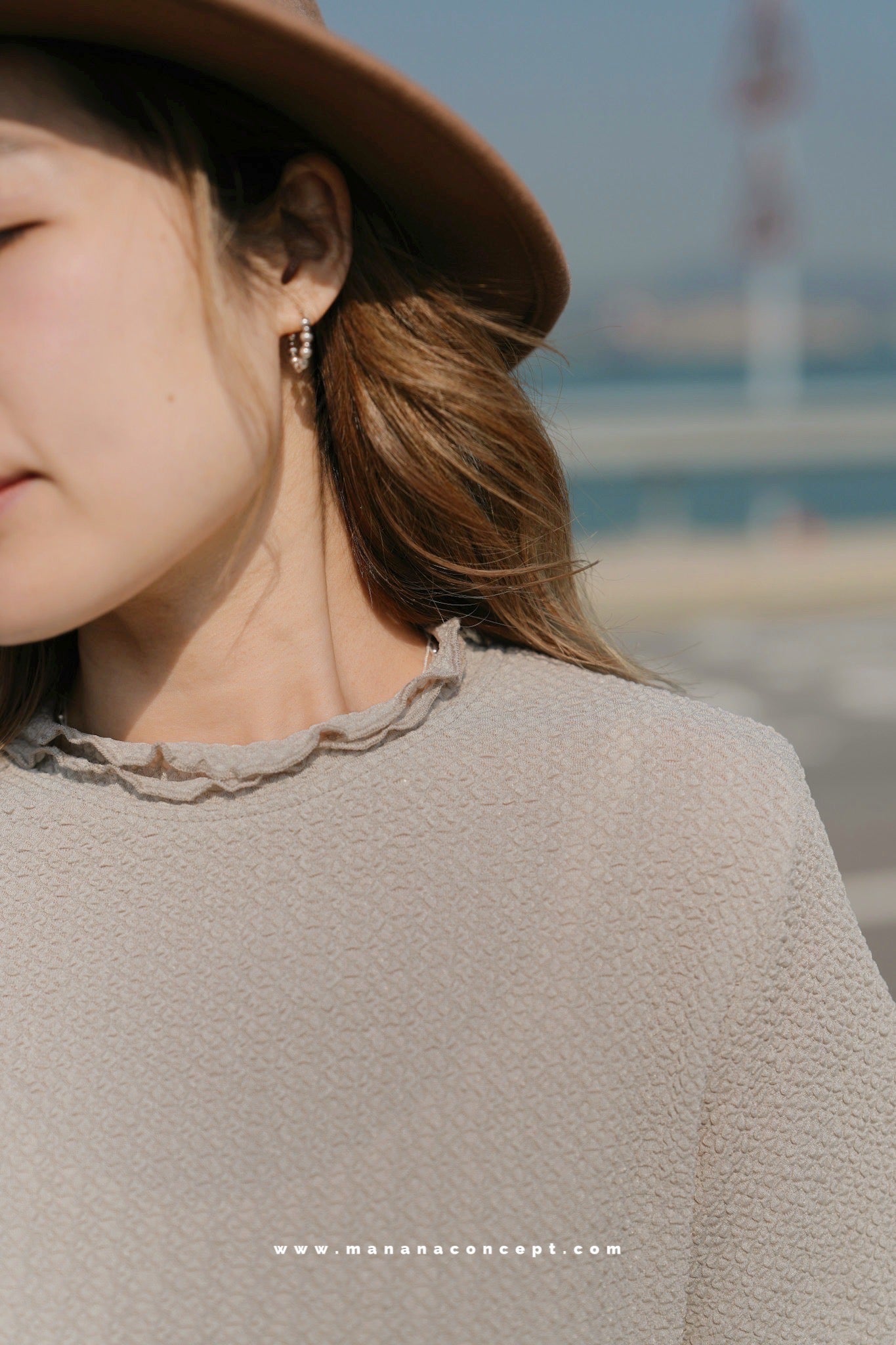 CA687 CRINKLE RUFFLE TOP【 2件減-$20, 4件減-$50 】