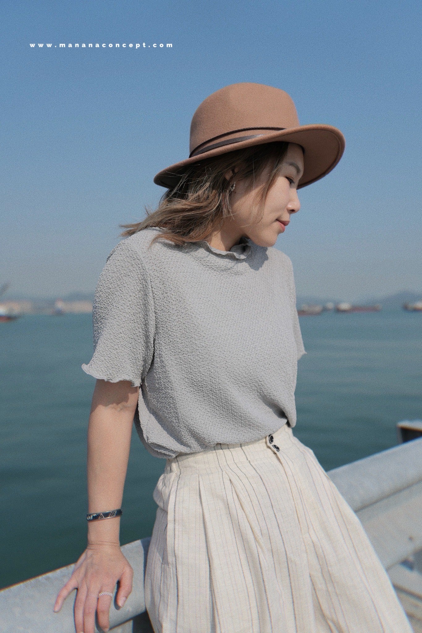 CA687 CRINKLE RUFFLE TOP【 2件減-$20, 4件減-$50 】