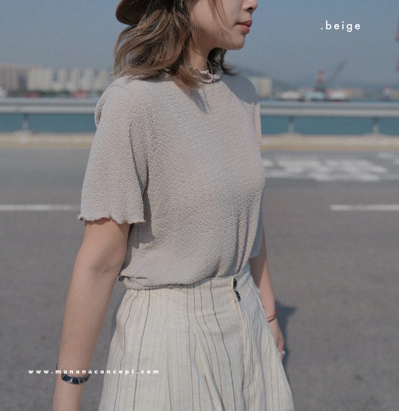 CA687 CRINKLE RUFFLE TOP【 2件減-$20, 4件減-$50 】