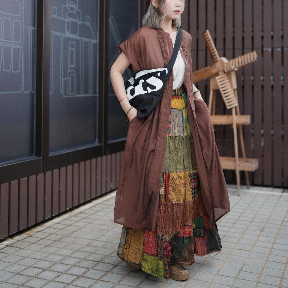 emis - Cropped Logo Tote Bag